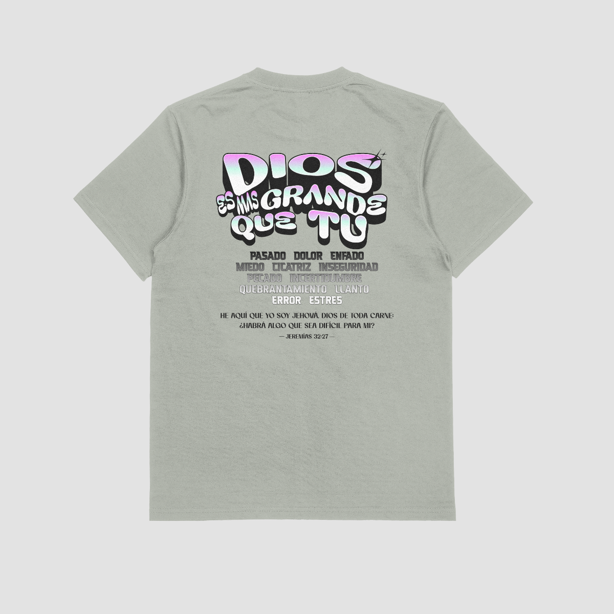 Dios es Mas Grande Camiseta image 1
