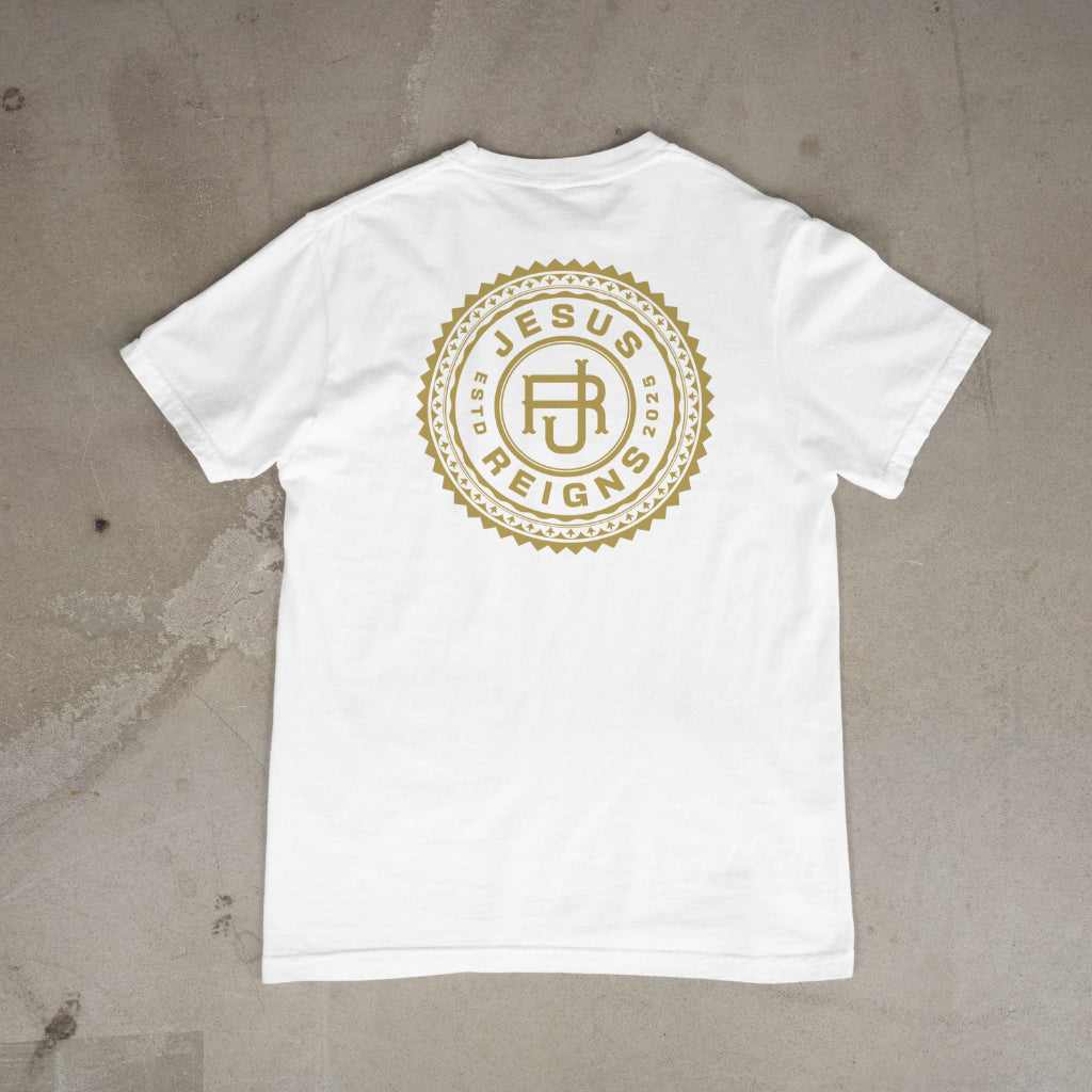 Jesus Reigns T-Shirt image 1