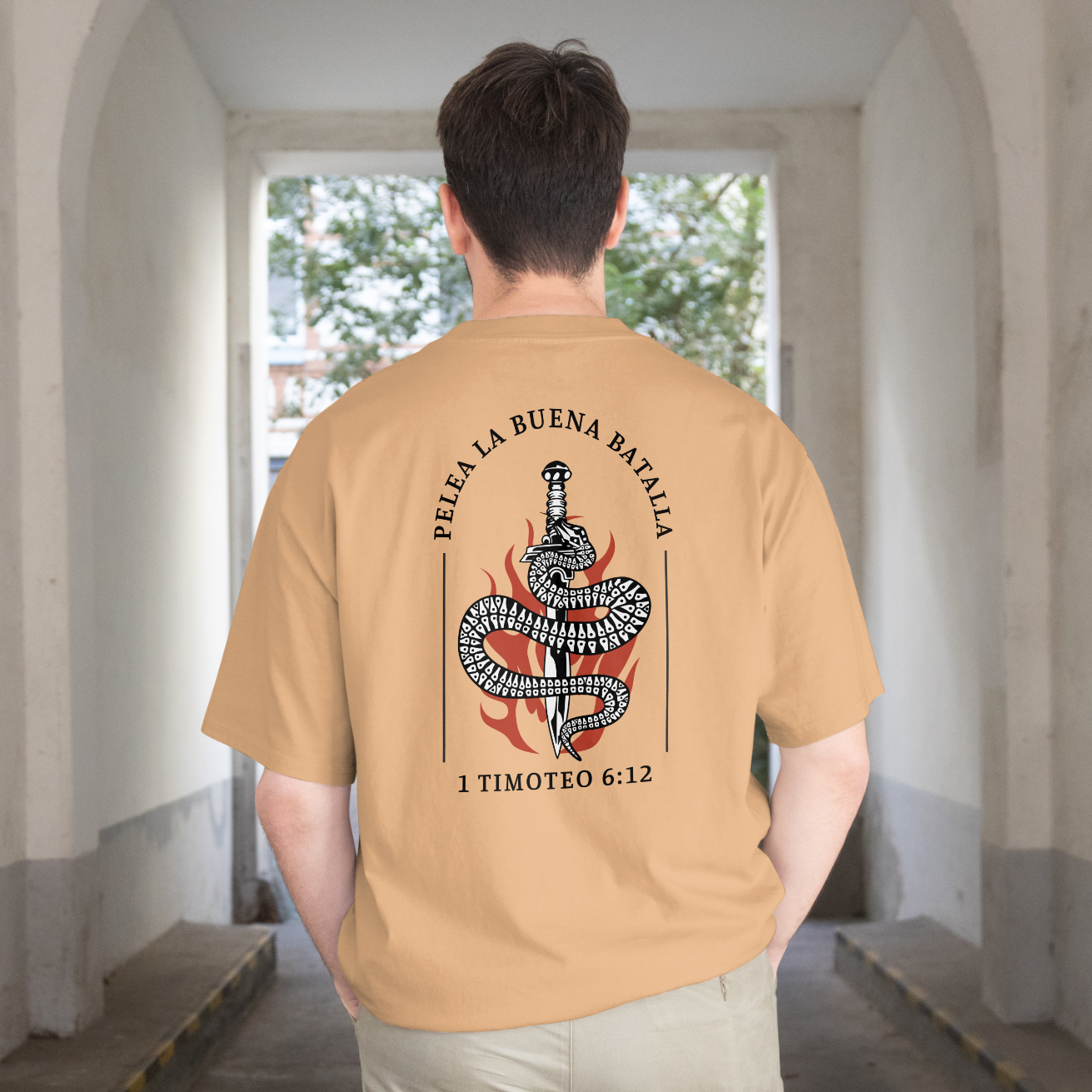 Lucha La Buena Batalla Camiseta image 3