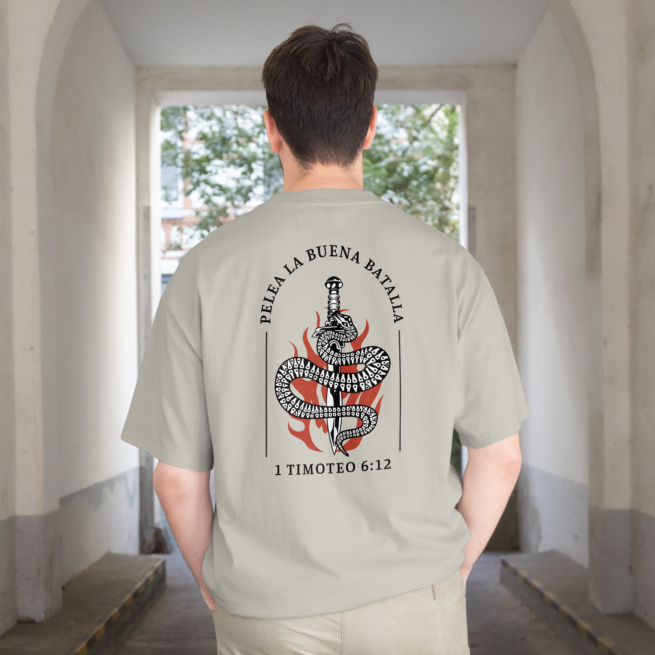 Lucha La Buena Batalla Camiseta image 1