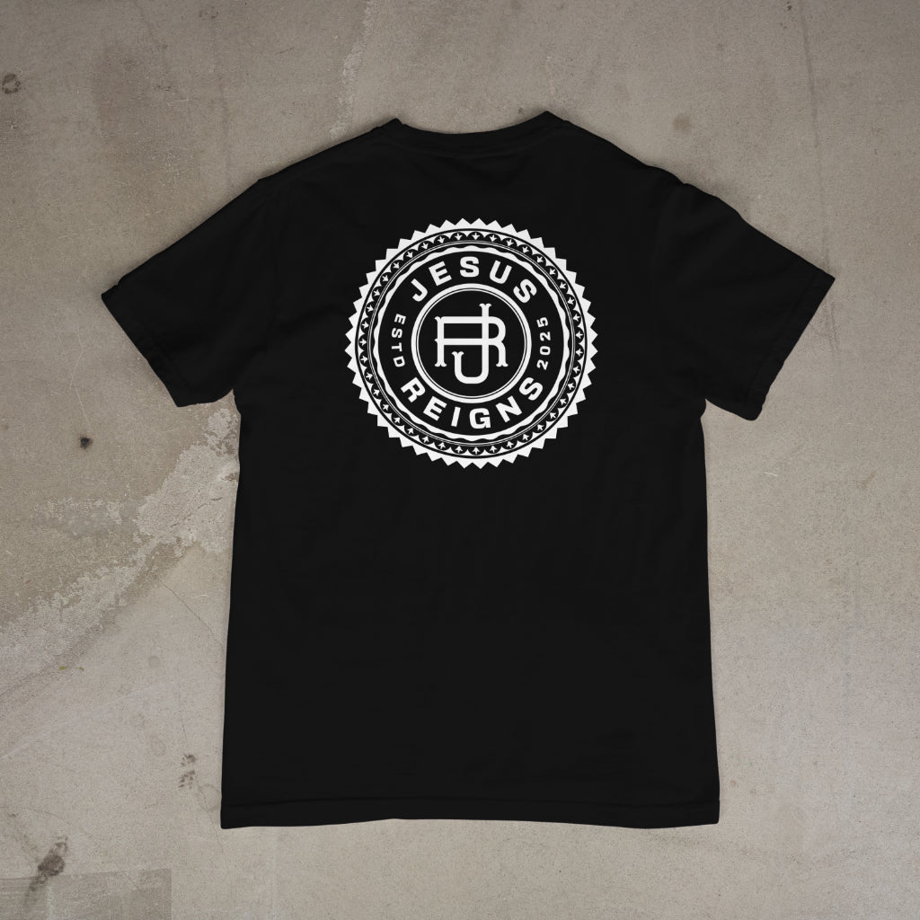 Jesus Reigns T-Shirt image 2