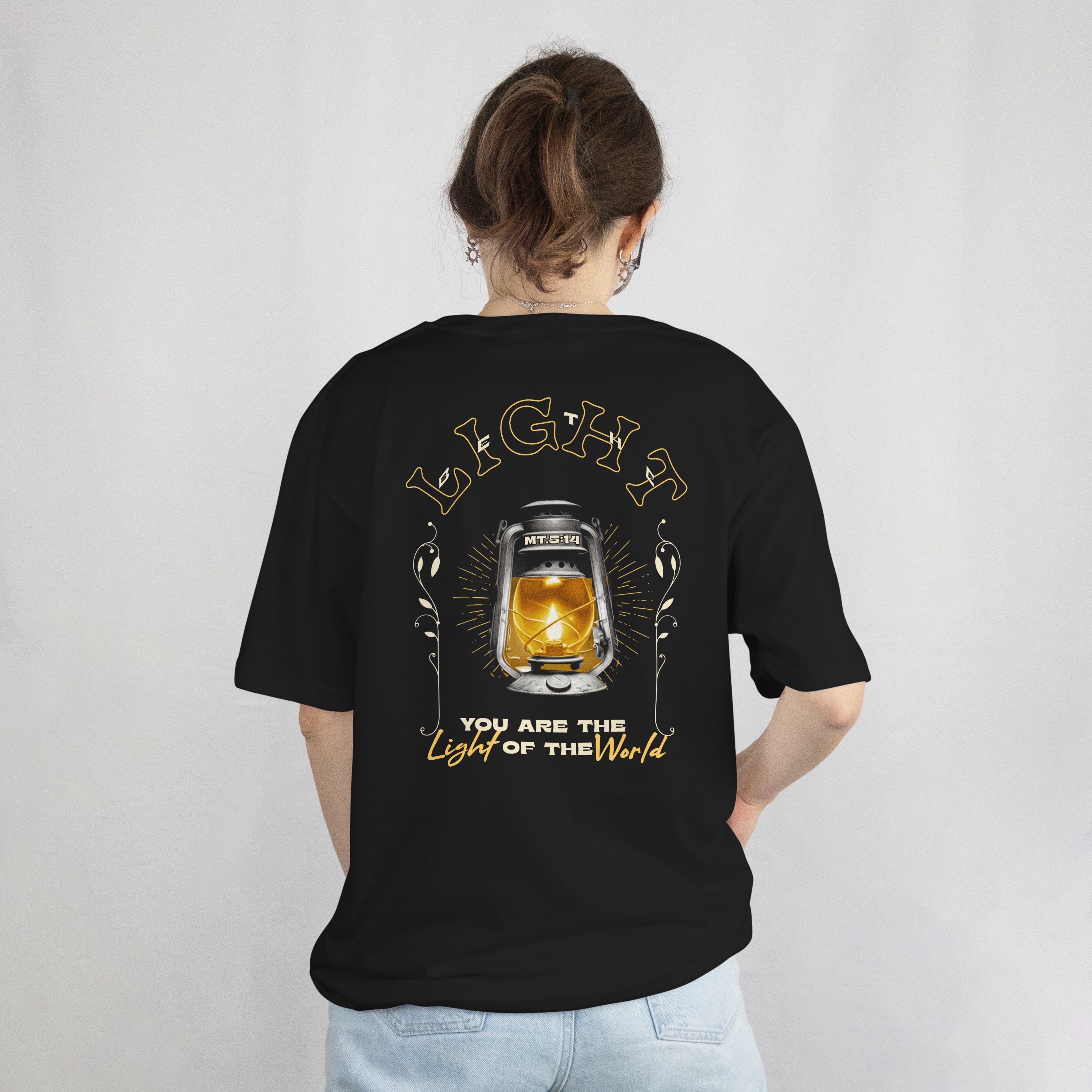 Be the Light T-Shirt image 0
